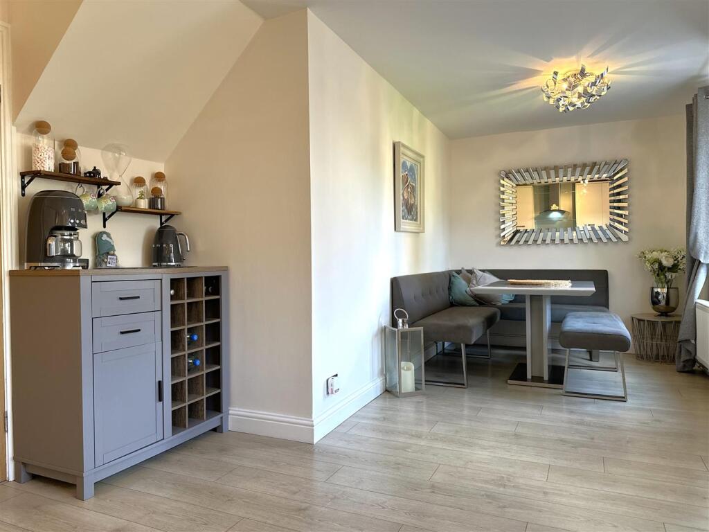 Dining Area 130