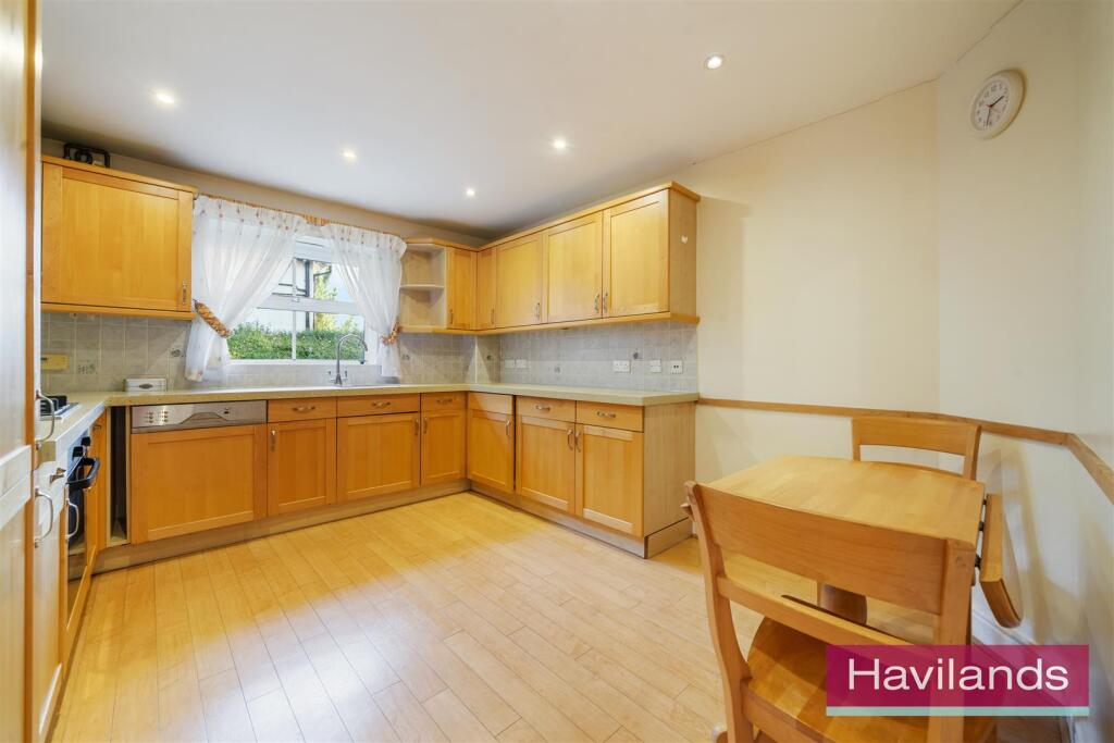 Oakington Court-17.jpg