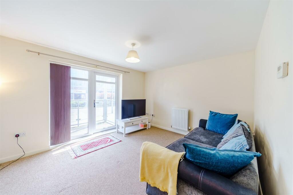 28 Charlton Blvd - Real estate photography by Phot