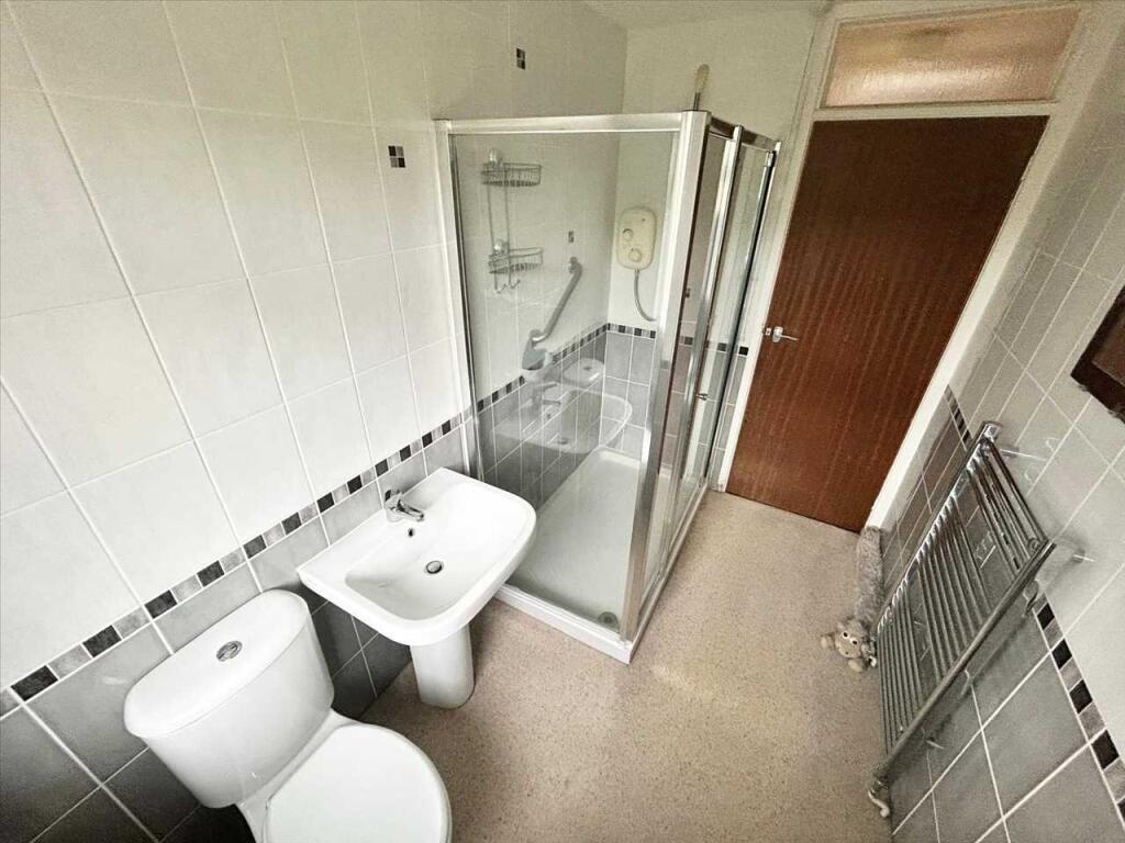Annex Shower Room
