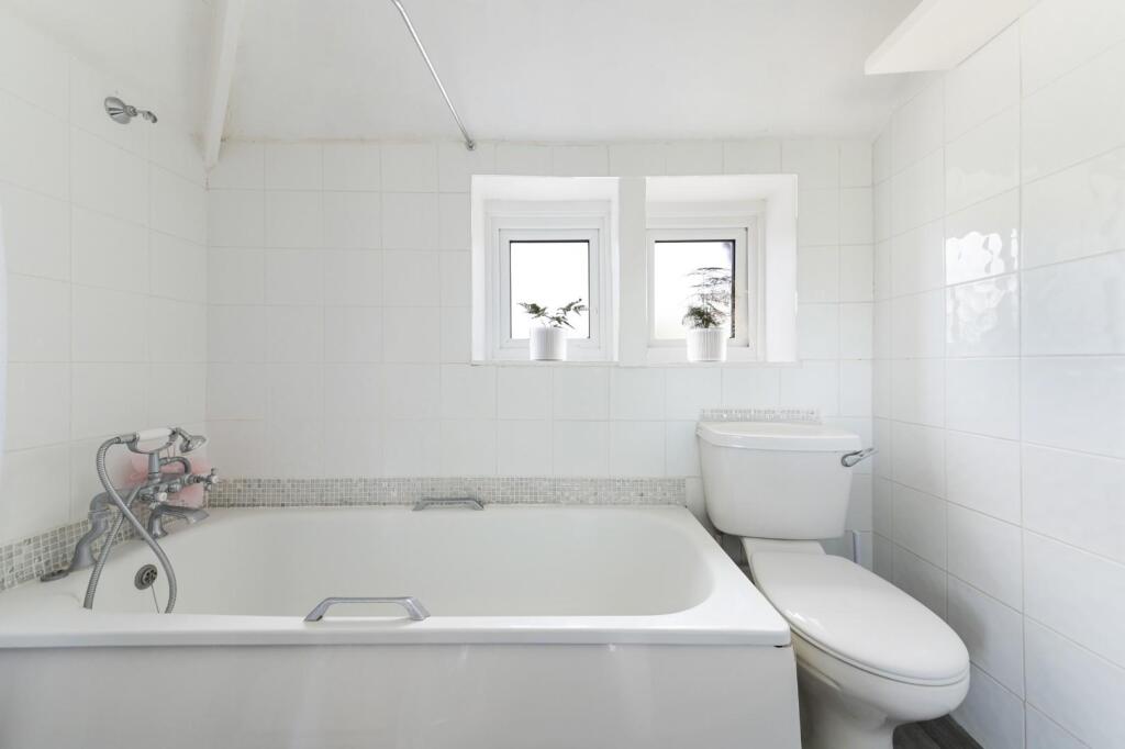 HOGSMILL WAY, (4).jpg