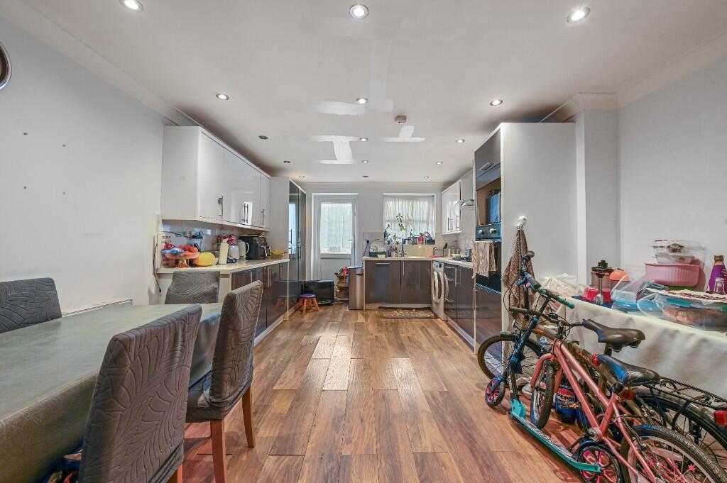 Living/Dining Room