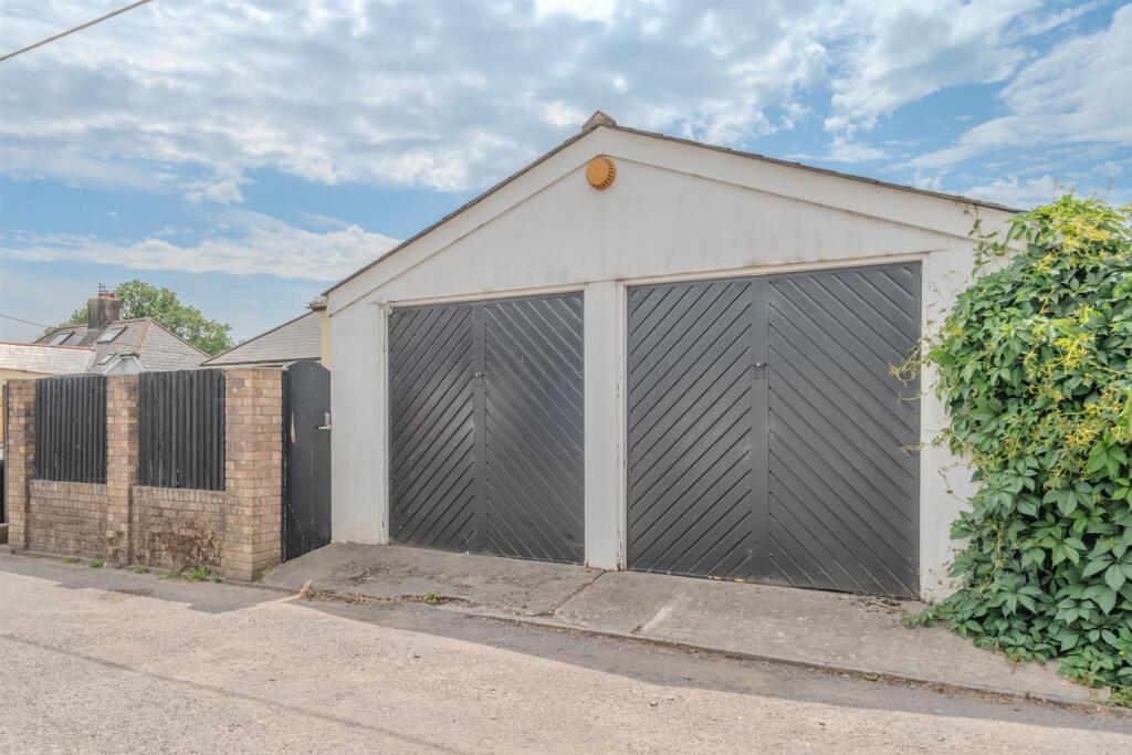 194 The Highway-41.jpg