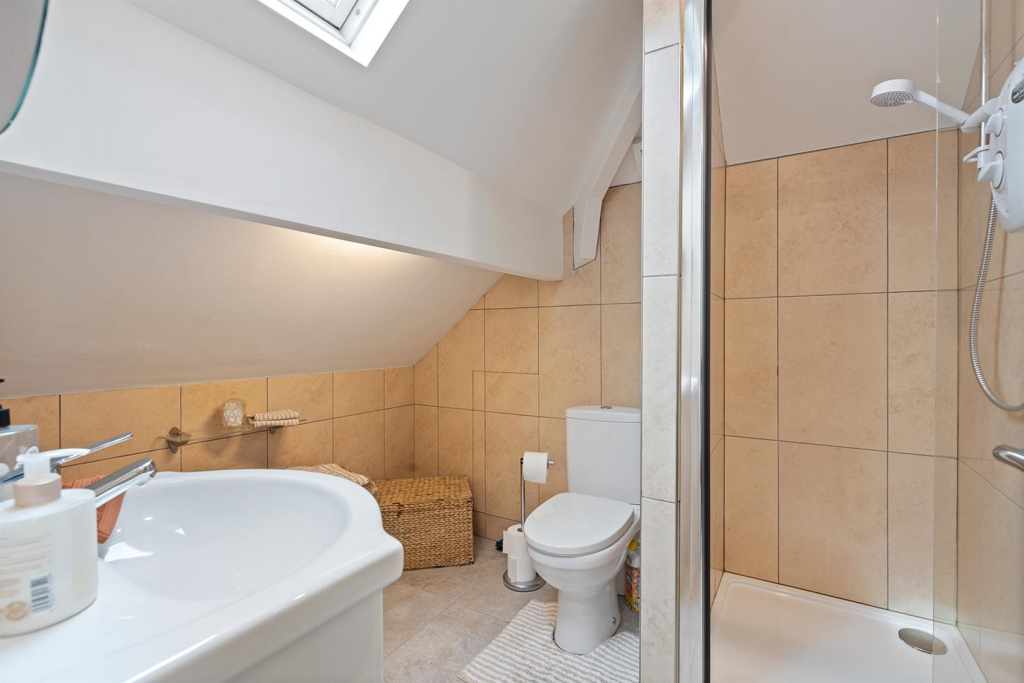 9 Marling Road, Ainley Top 27_297.png