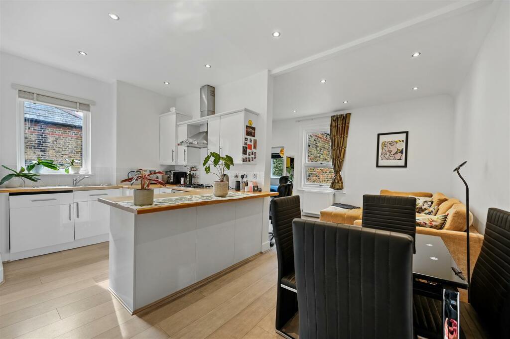 BCAR - Flat 4, 17Twyford Avenue - Kitchen Dinning 