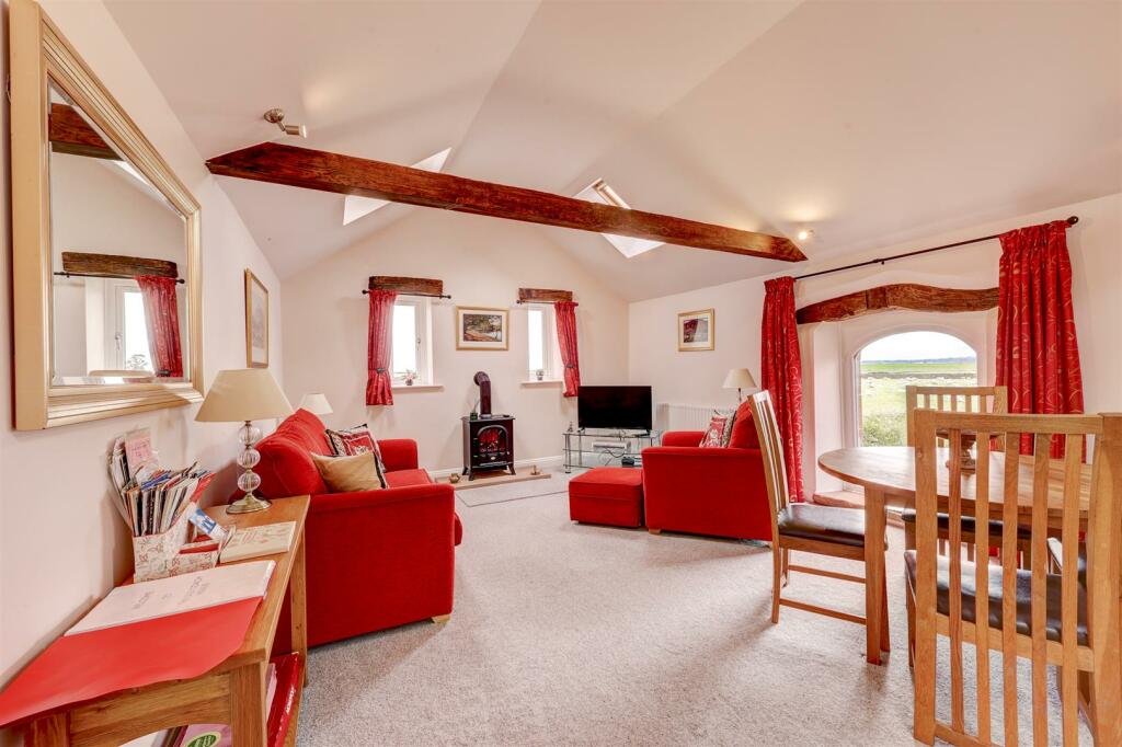 The Coach House Living/Kitchen/Dining