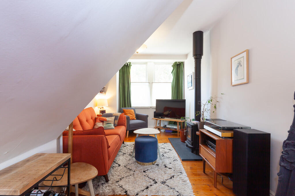 Living Area- Angl...