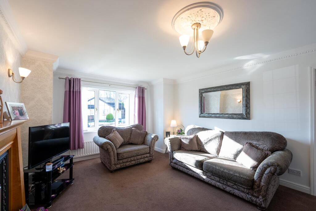 3 Corbiere Close-08.jpg