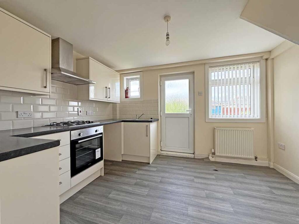 Allenby Road 21 - Kitchen Front.jpg