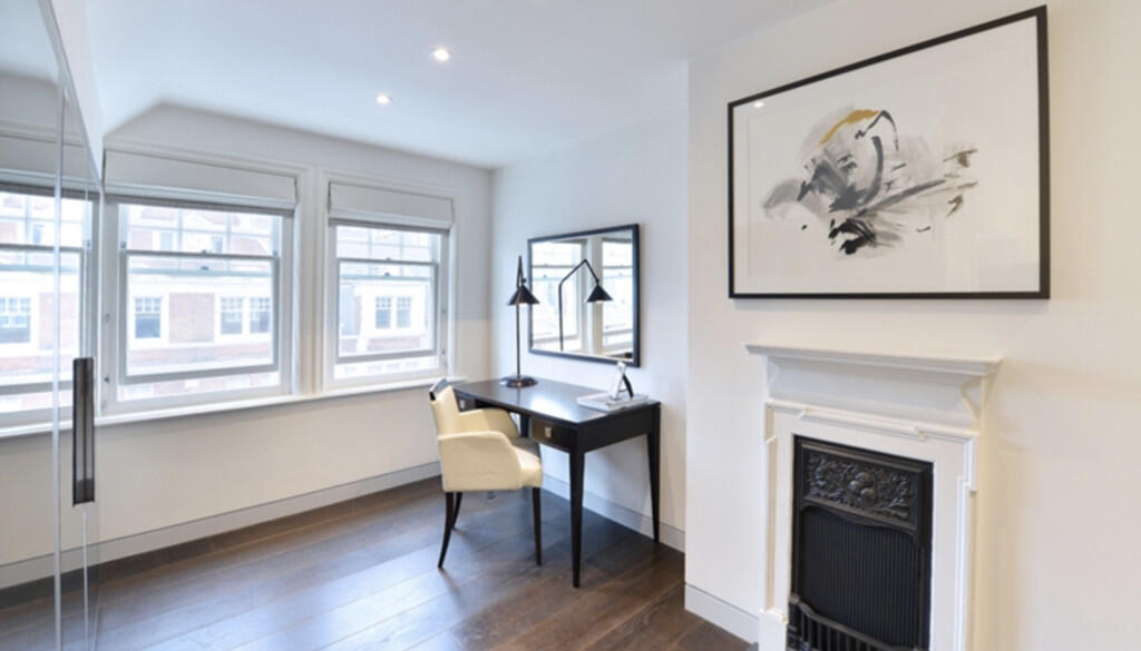 Screenshot 2025-1...