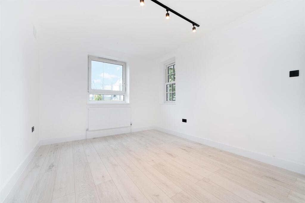 _1021665-Edit copy.jpg