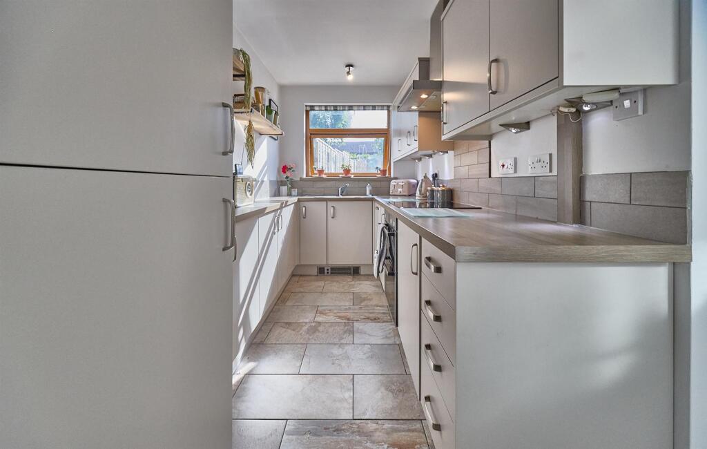 Refitted Kitchen to Rear
