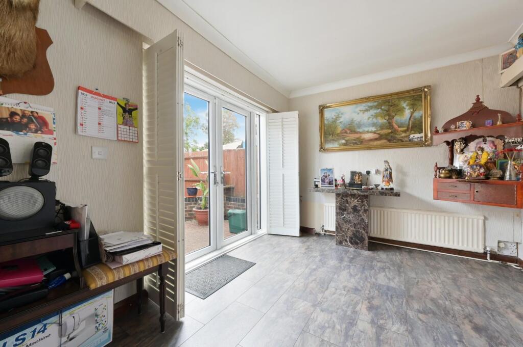 FAIRFIELD WAY (4).jpg