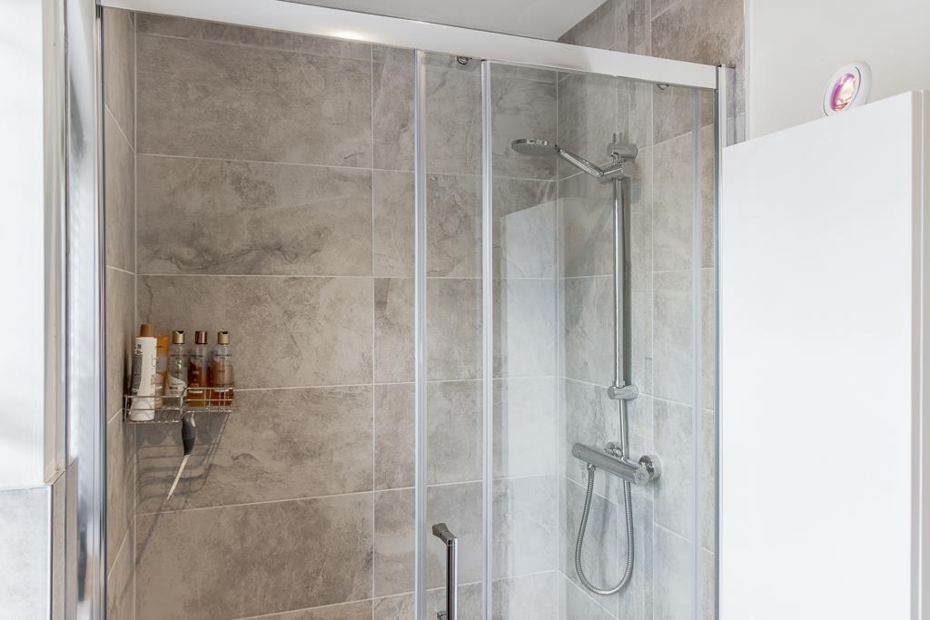 Shower Ro