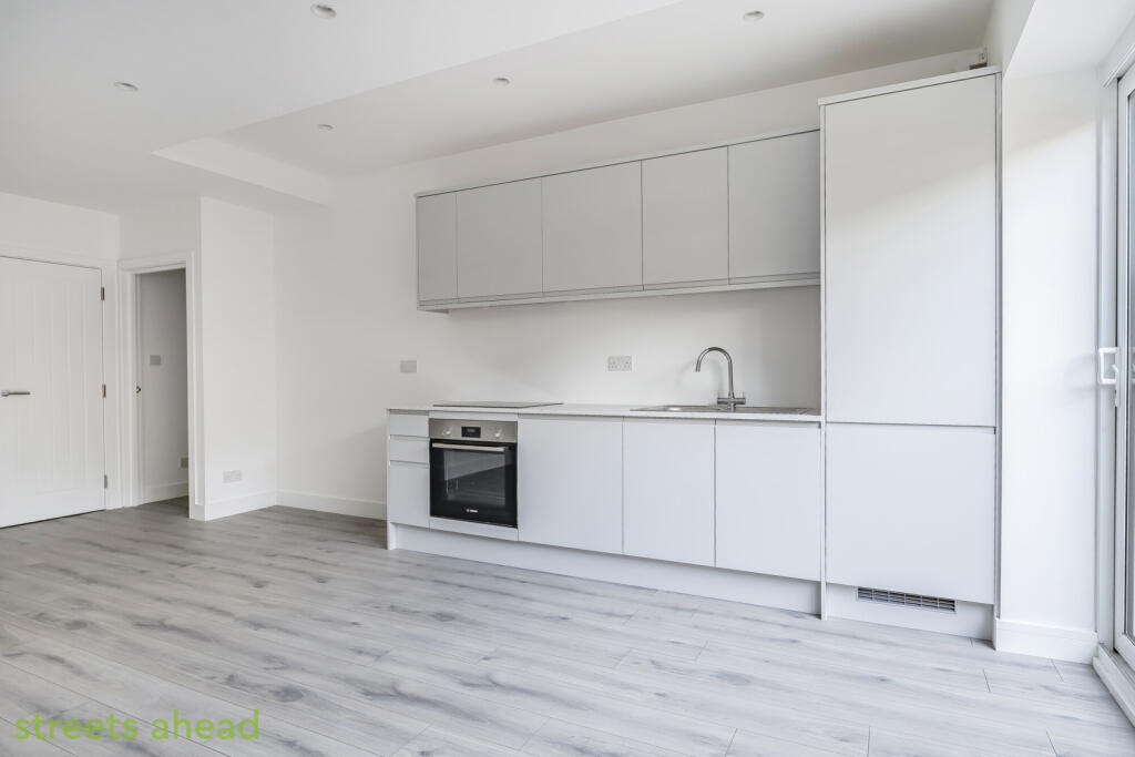 85289a33-e0d6-4f0...