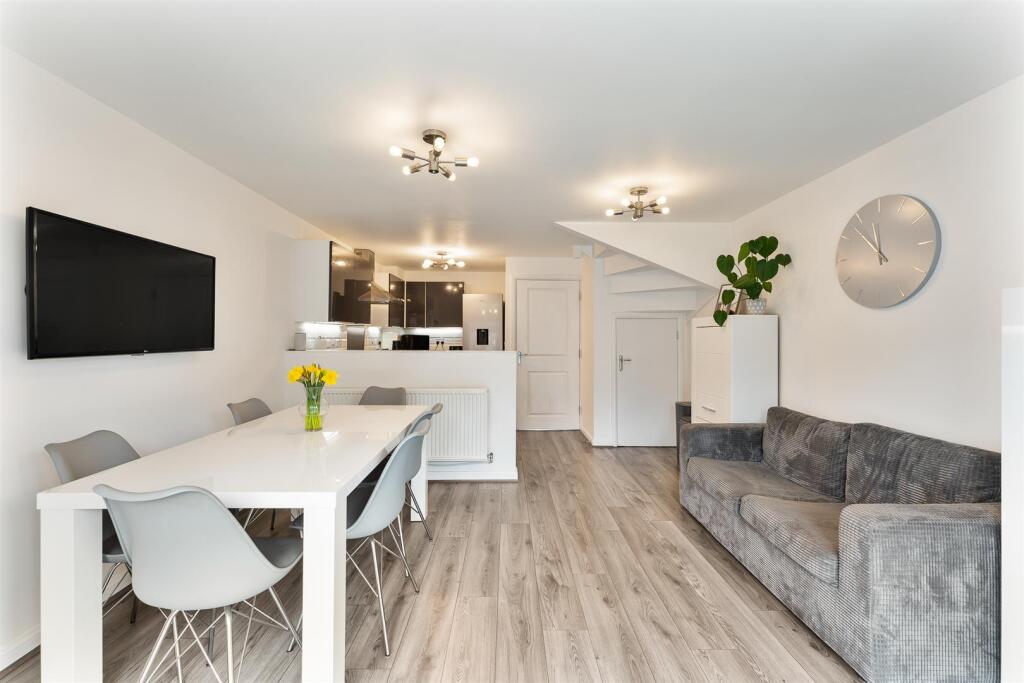 Open Plan Kitchen / Diner / Living Space