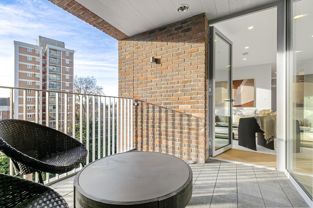 Parkhaus 2 bedroom  (13).jpg