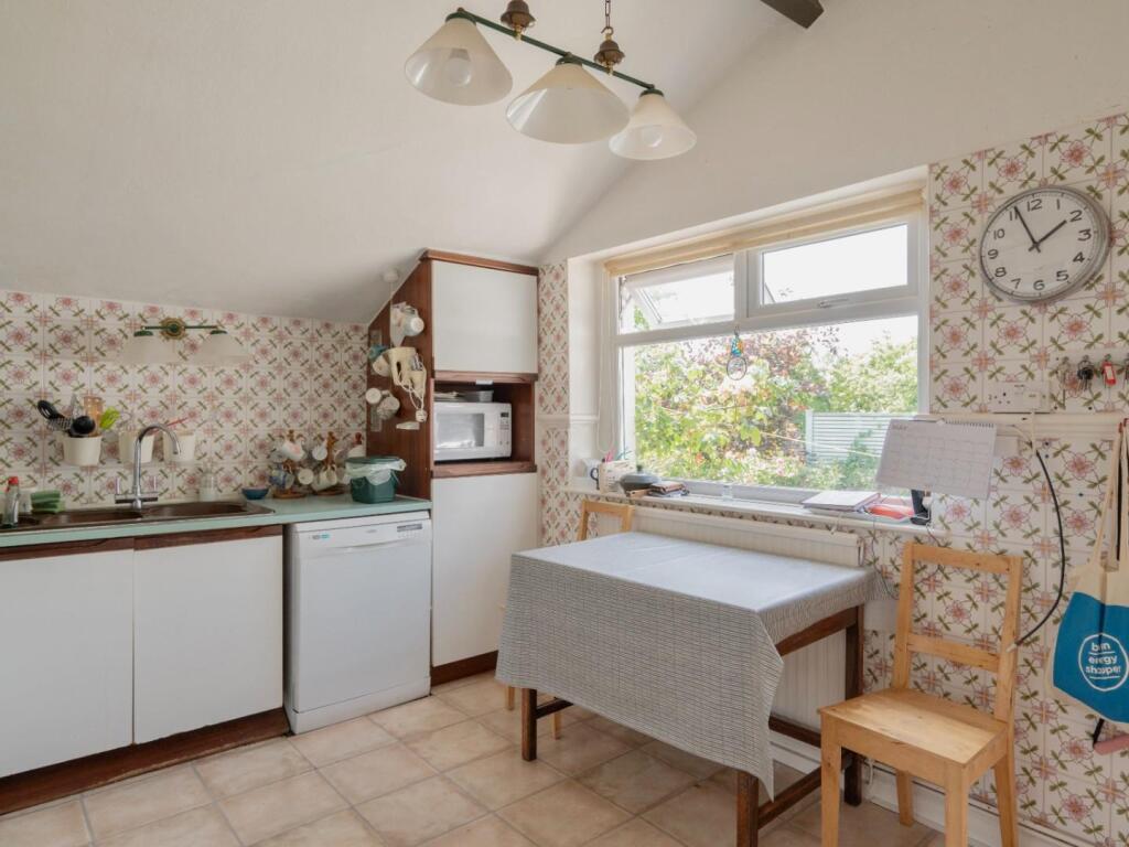 Kitchen/Breakfasting