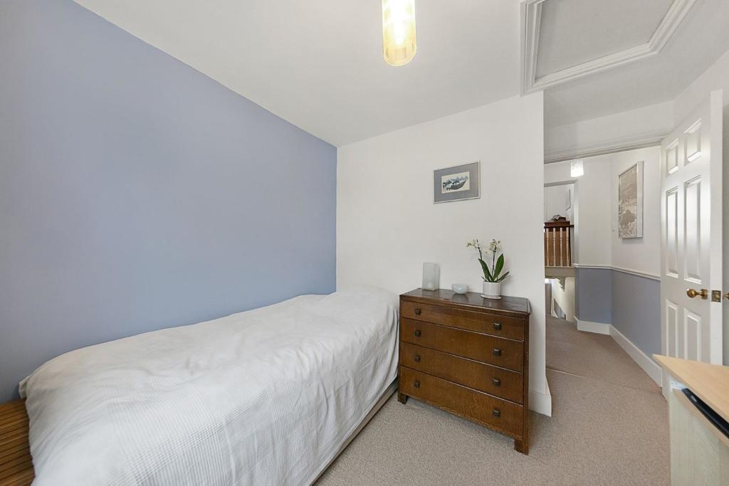 Third Bedroom.jpg