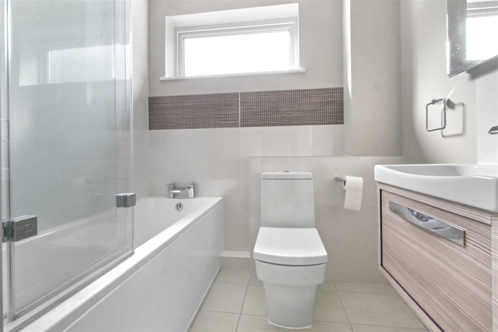 bathroom.png