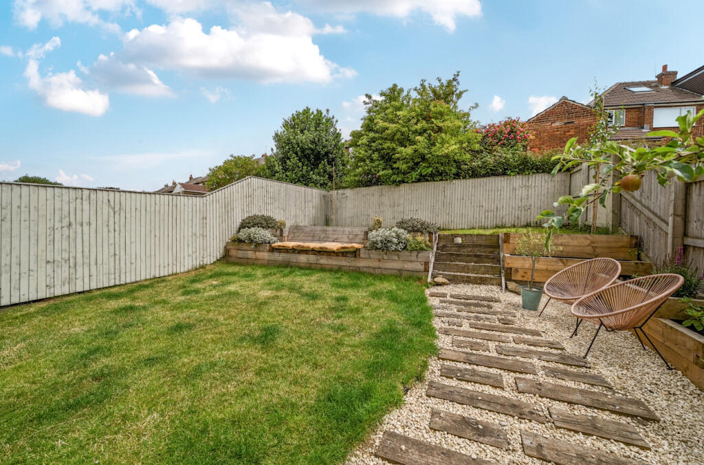 1324763-5-686e7a2...