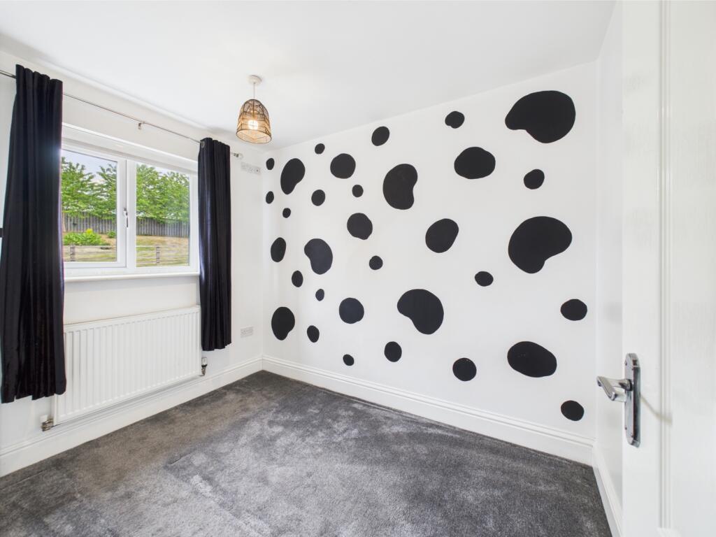 CAM03813G0-PR0103-STILL016