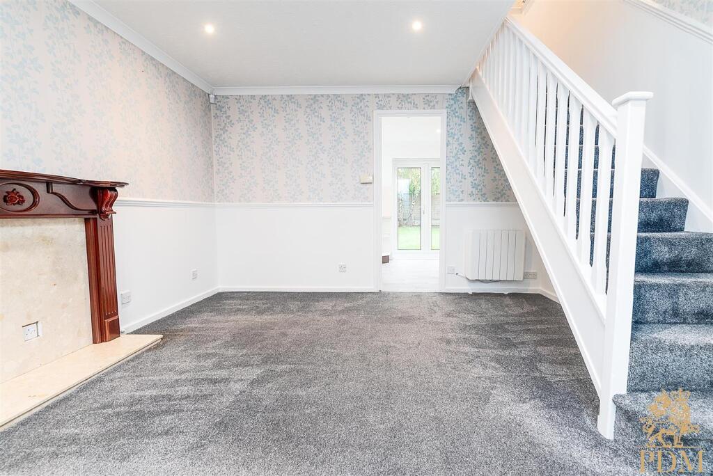 12 Chapman Court (13 of 21).jpg