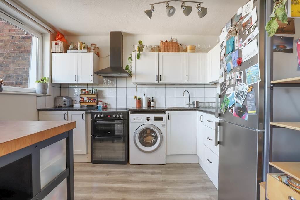 13-e87fJHHGLL - 5...