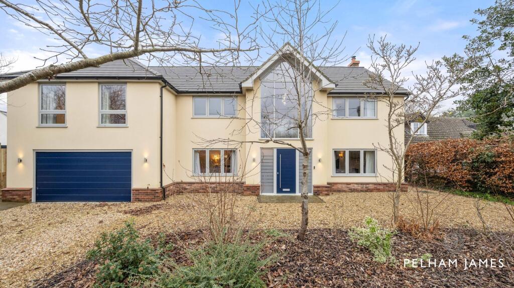 170 Eastgate, Deeping St James
