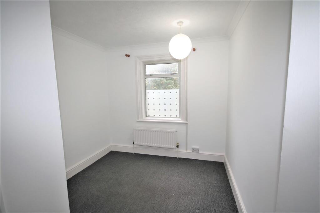 Bedroom 3a.JPG