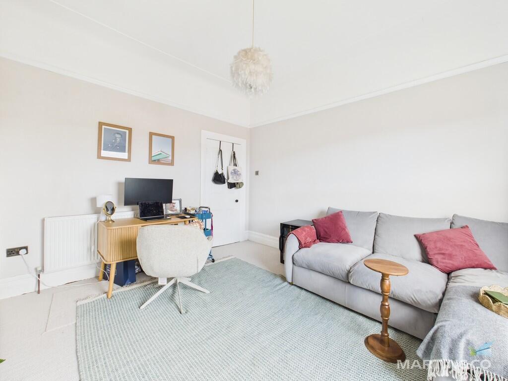 CAM03111G0-PR0330...