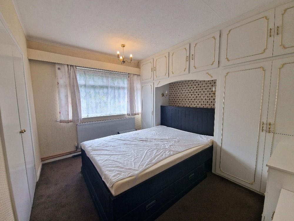 Leaf Lane, Stivichall - Bedroom