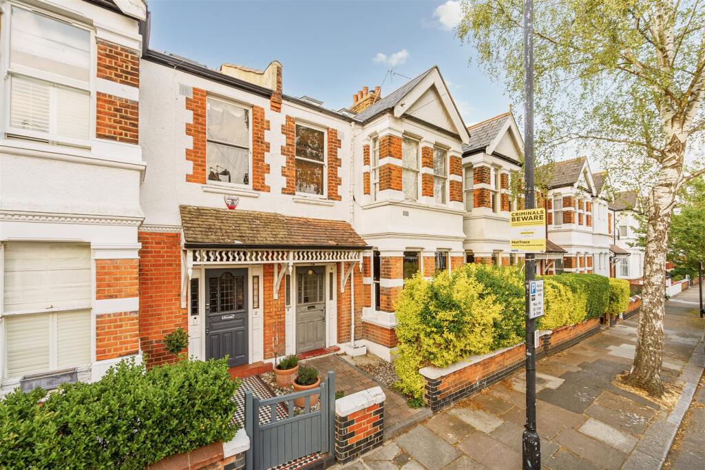 GFF, 4 Grasmere Avenue-2.jpg