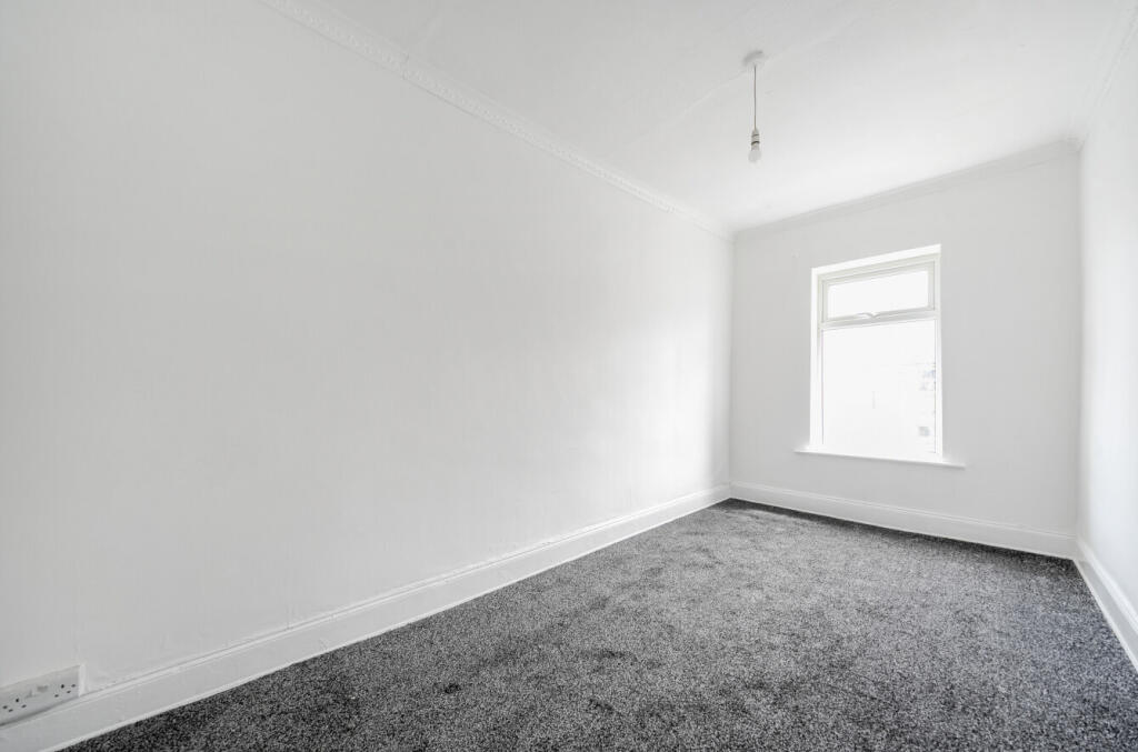 1289613-7-68248a2...