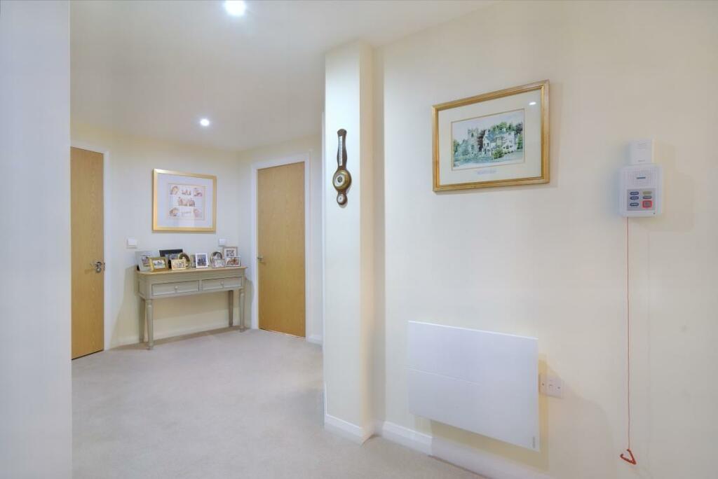 8549062-interior13 (Medium).JPG