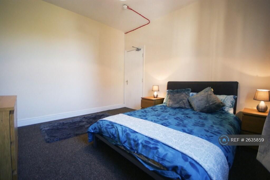 Extra Large Bedroom 4, 1st Floor