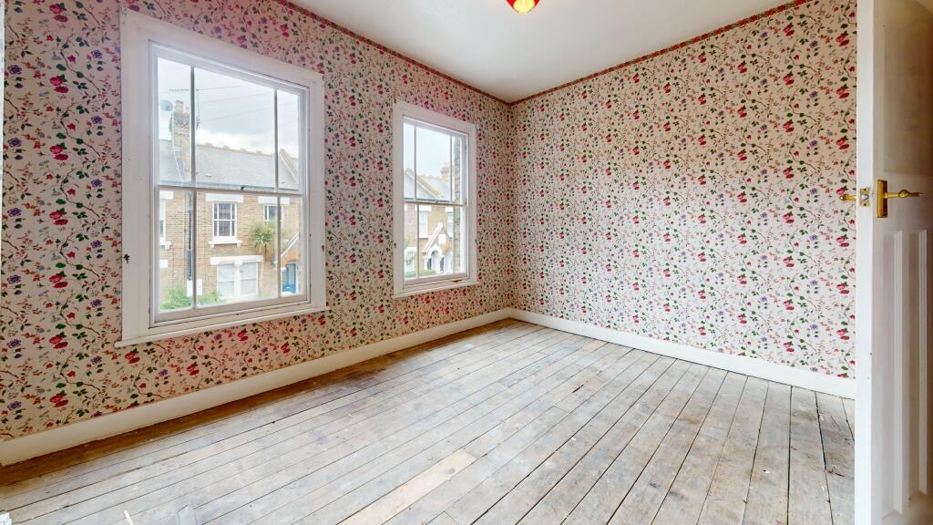 64 Sabine Road, Battersea, London, SW11 5LW