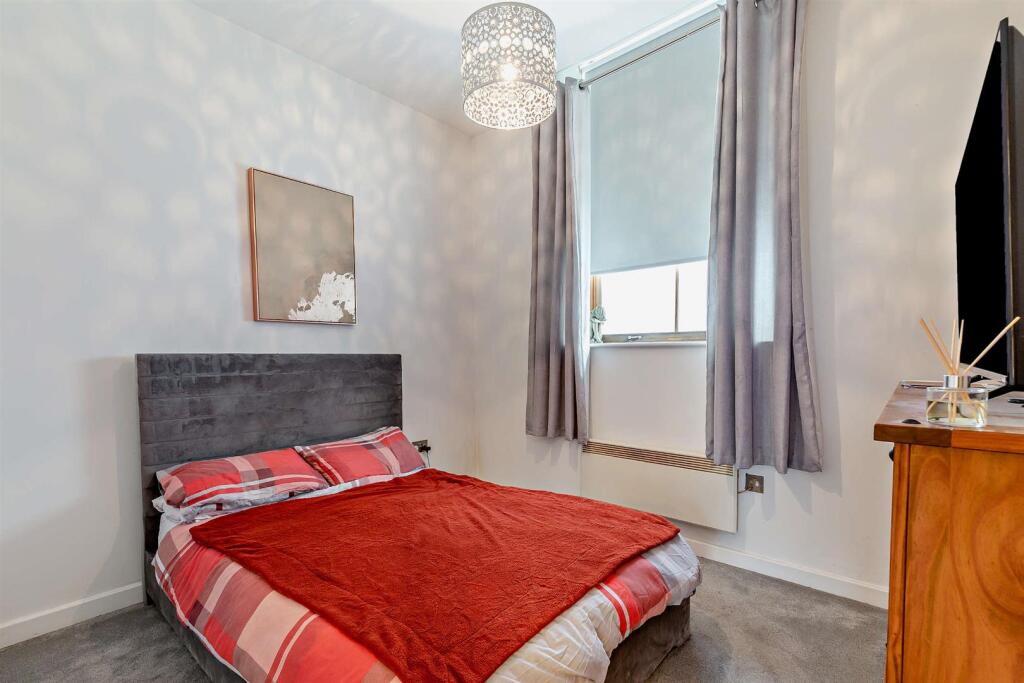 8665325-interior08-800.jpg