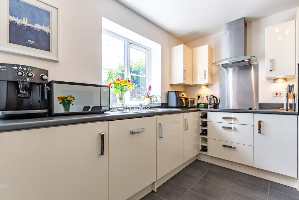5F8A6034-HDR