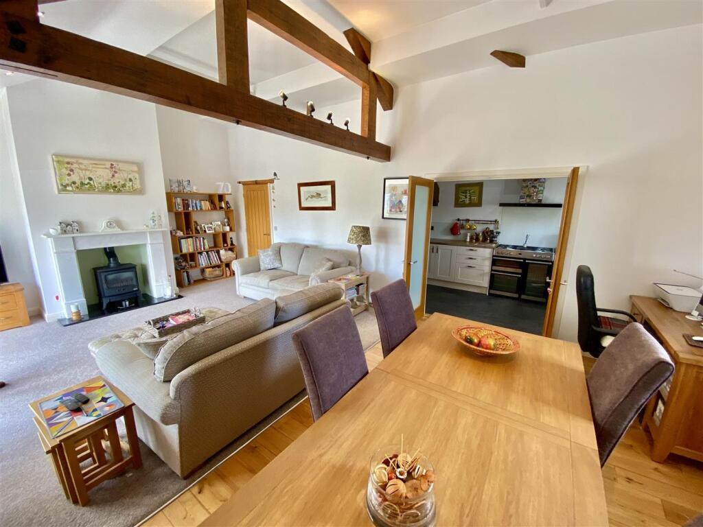 Bramleys Estate Agents - The Orchards - Bellstring