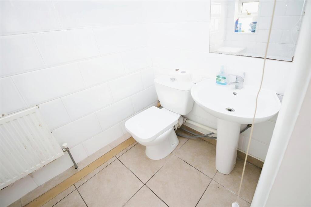 9832c597-cavendish 2013.jpg