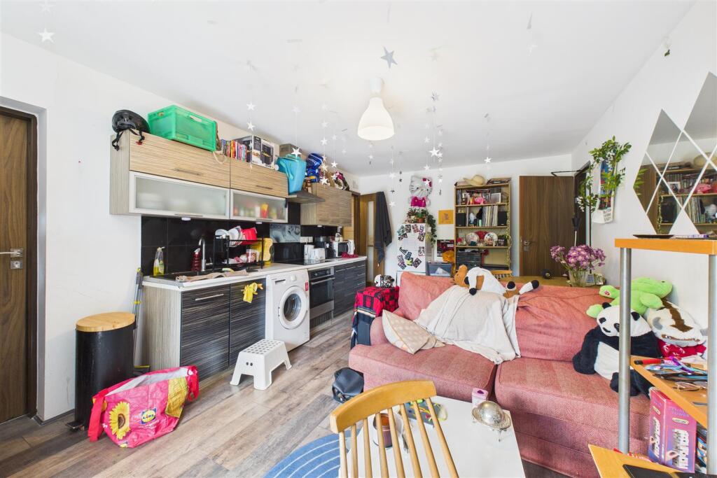 Flats 1 - 7, 227 Lodge Causeway, Fishponds, Bristo