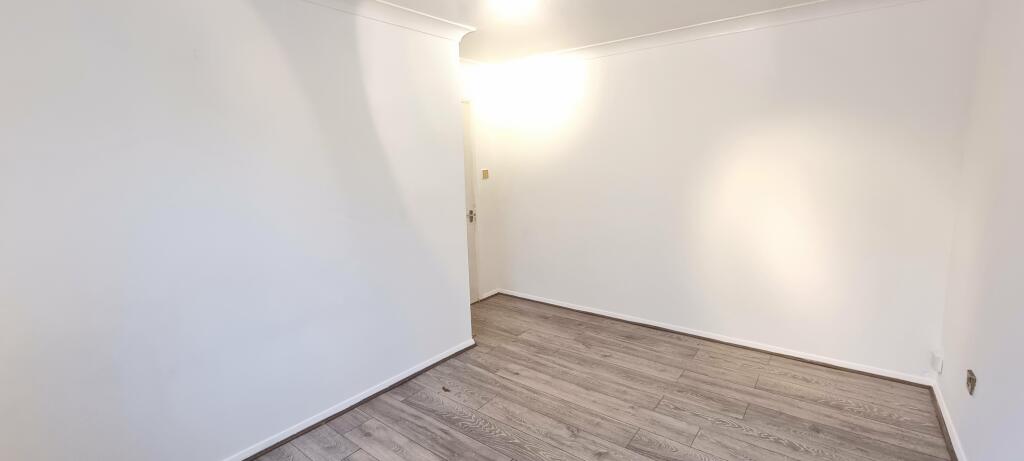 Bedroom (2)