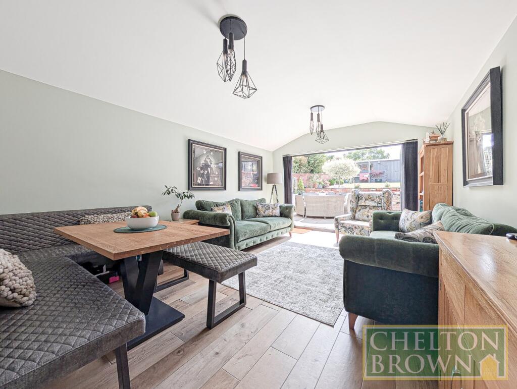 Breakfast &amp; Family