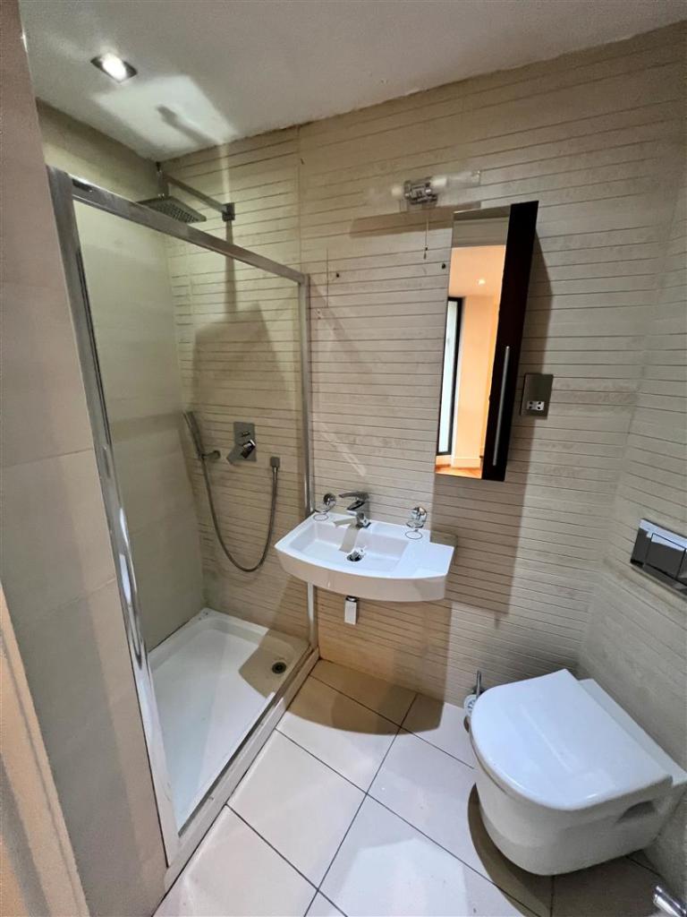 en suite.jpg