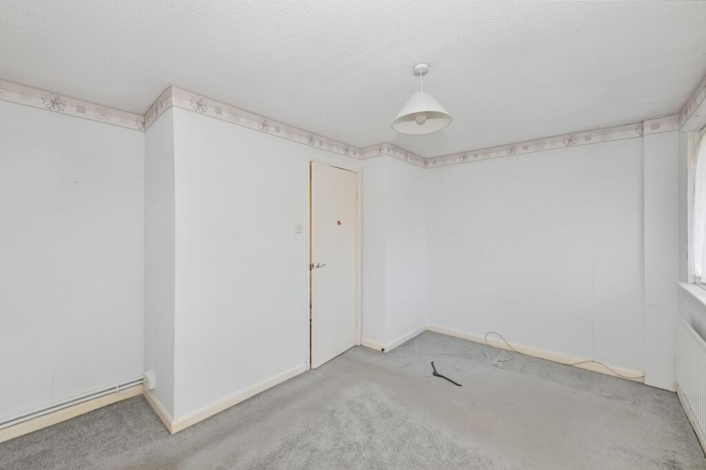 70 Madells, Epping, Essex CM16 4NN