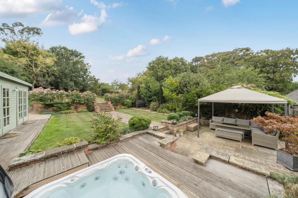 VIEW FROM HOT TUB.jpg
