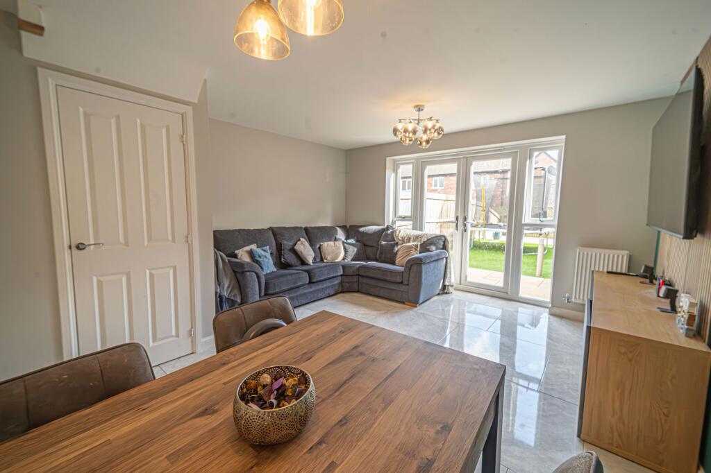 Living/Dining room