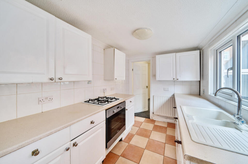 1336691-27-6895f6...