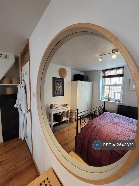 Bedroom ¿ East Facing With Plentiful Storage